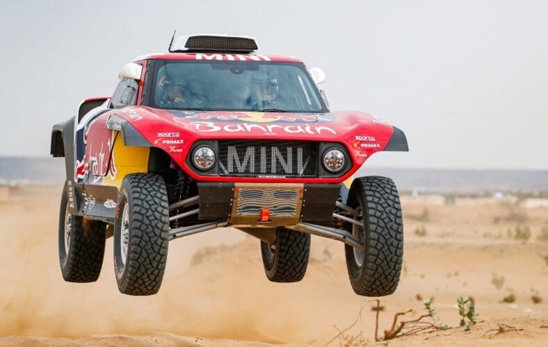 Spanjaard Carlos Sainz wint zijn derde Dakar Rally
