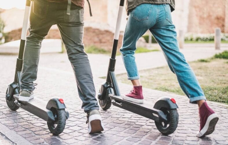 Nieuwe verkeersregels voor het rijden met elektrische steps in Spanje