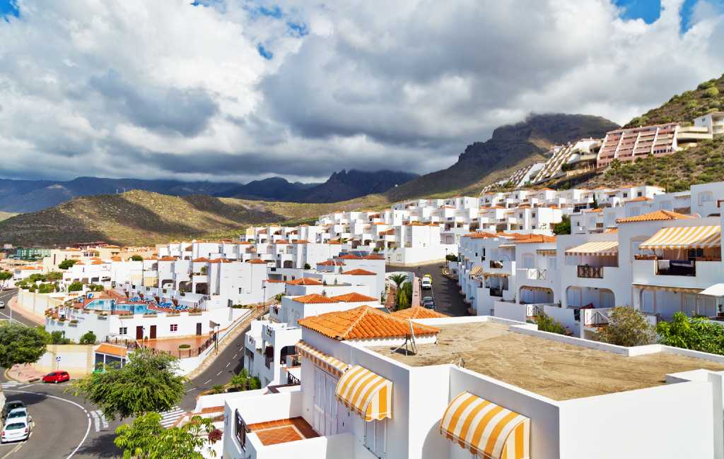 Britse ‘zwaluwen’ dreigen hun huizen op de Canarische Eilanden te verkopen