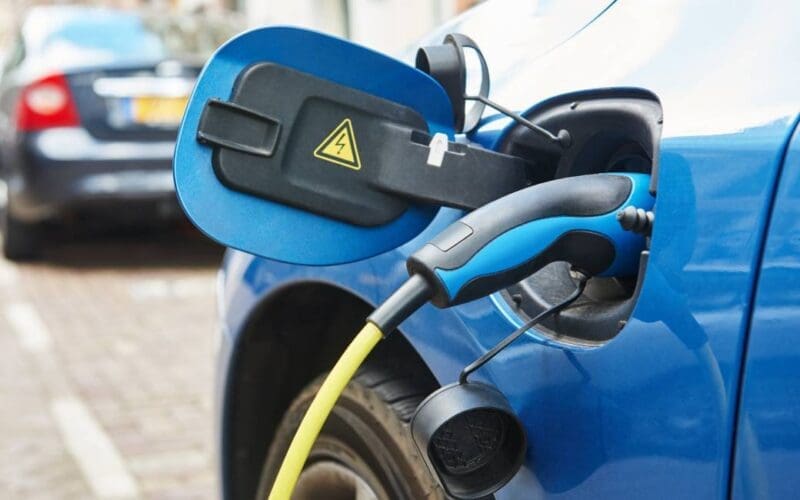 Verkopen van volledig elektrische auto’s in tweede kwartaal verviervoudigd in Spanje