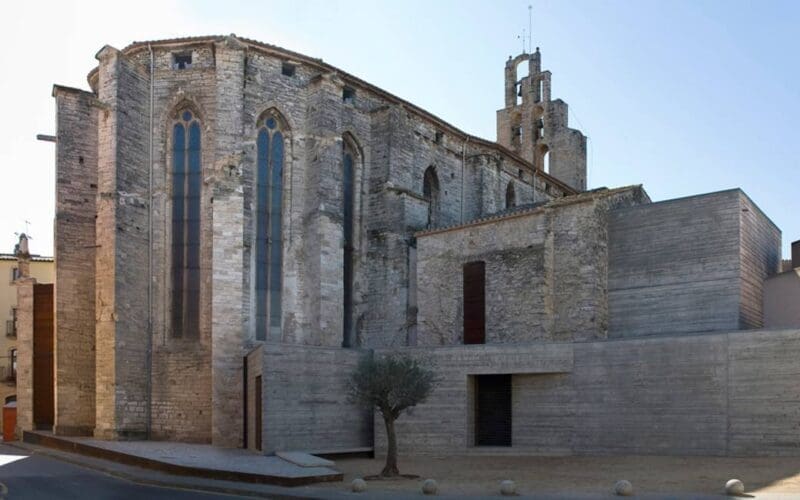 Geen nachtelijk klokkengeluid meer in Catalaanse stad omdat toeristen niet kunnen slapen