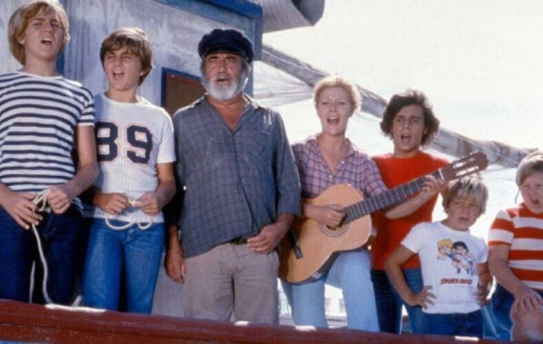 40 jaar oude mythische Spaanse televisieserie ‘Verano Azul’ weer op de televisie te zien