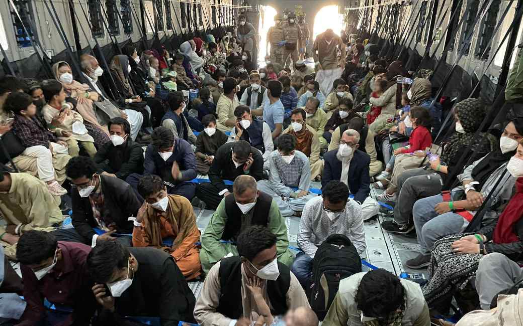 Spaanse vliegtuigen hebben meer dan 1.400 Afghanen overgebracht naar Spanje