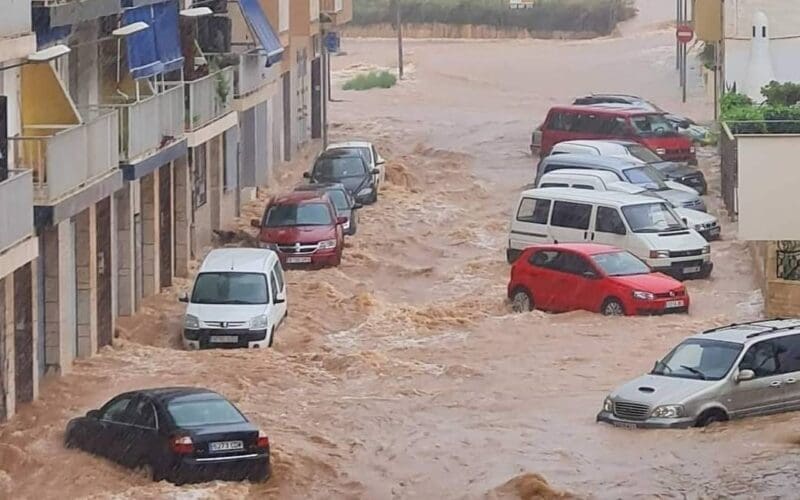 70 evacuees van camping in Tarragona na enorme stortbui en wateroverlast (video’s)