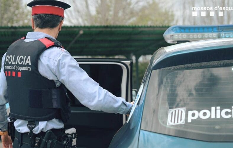 95-jarige vrouw in haar woning in Figueres op brute wijze seksueel misbruikt