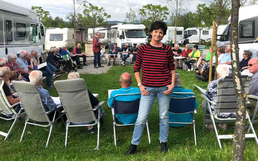 Omroep Max opnieuw in Spanje voor opnames ‘We zijn er bijna’ tv-programma