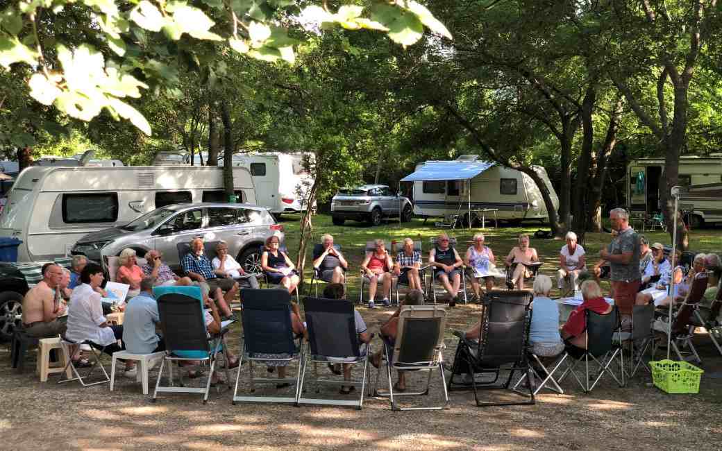 Omroep Max rondt opnames in Spanje voor ‘We zijn er bijna’ tv-programma af