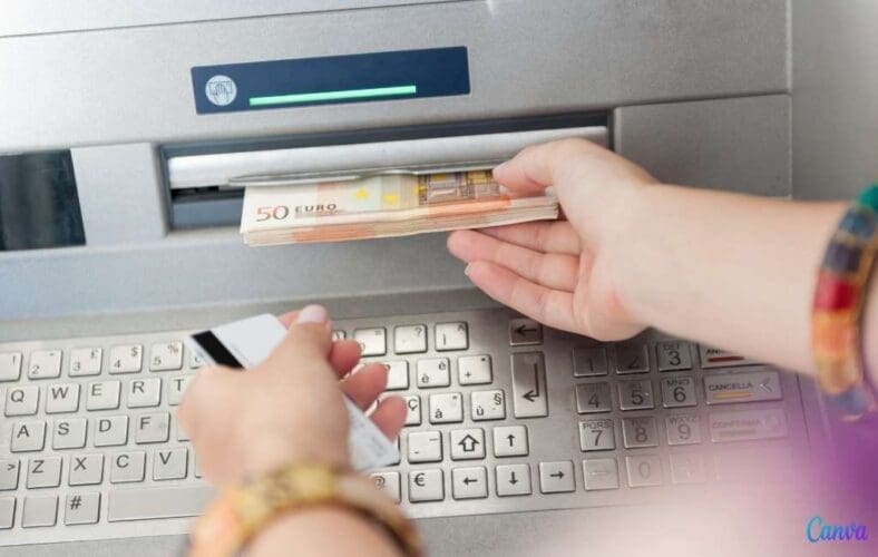 Geld opnemen in Spanje kost geld voor Nederlanders