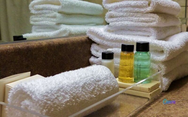 Deze artikelen worden het meest meegenomen door toeristen uit hotelkamers