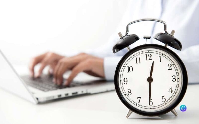 Volgens de Centrale Bank werken de inwoners van Spanje minder uren