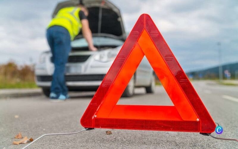 Spanje denkt na over afschaffing van gevarendriehoeken vanwege het gevaar