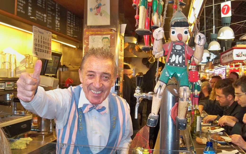 Emotioneel druk afscheid van de in Barcelona bekende ‘Pinokkio’