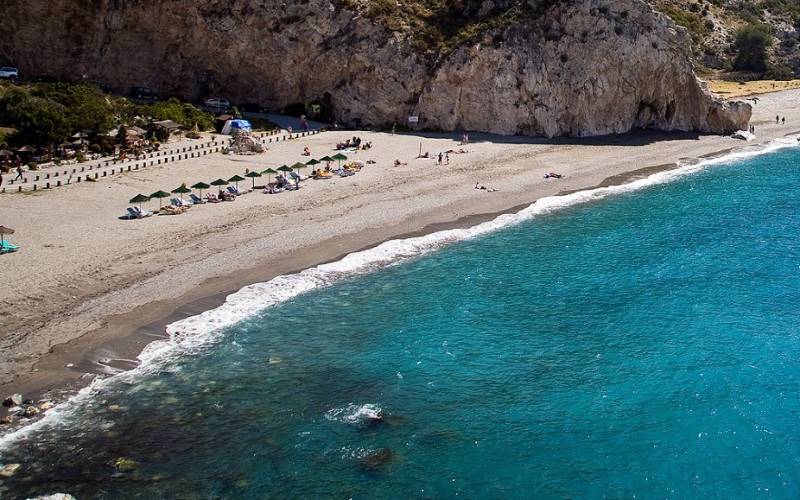 Cantarriján: het naaktstrand in Granada dat het Franquismo uitdaagde en ook nu nog rebels is