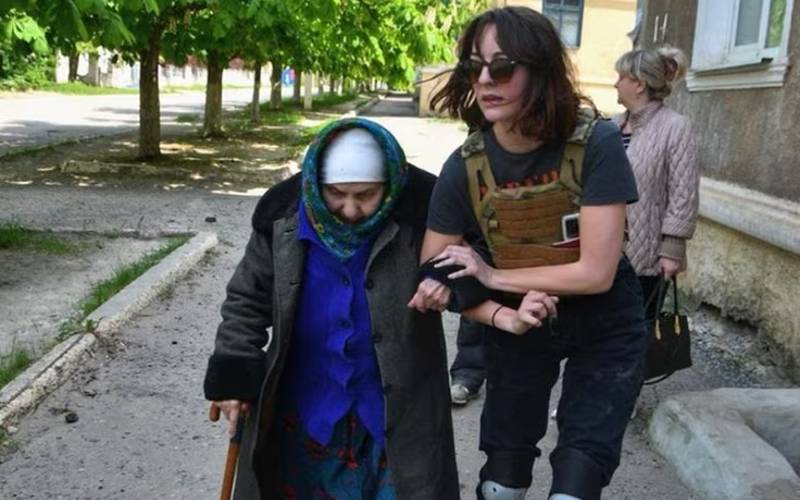 Jonge Spaanse vrijwilligster sterft aan het front in Oekraïne