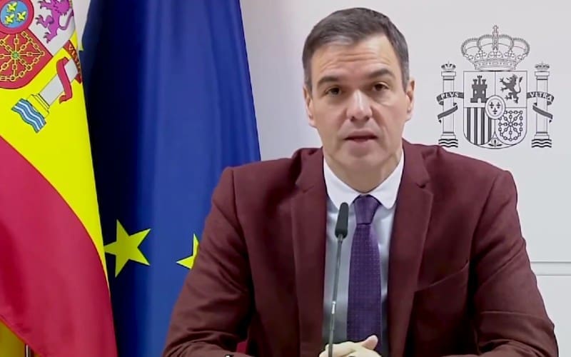 Premier Pedro Sánchez 12.000 Spaanse militairen in het buitenland toe