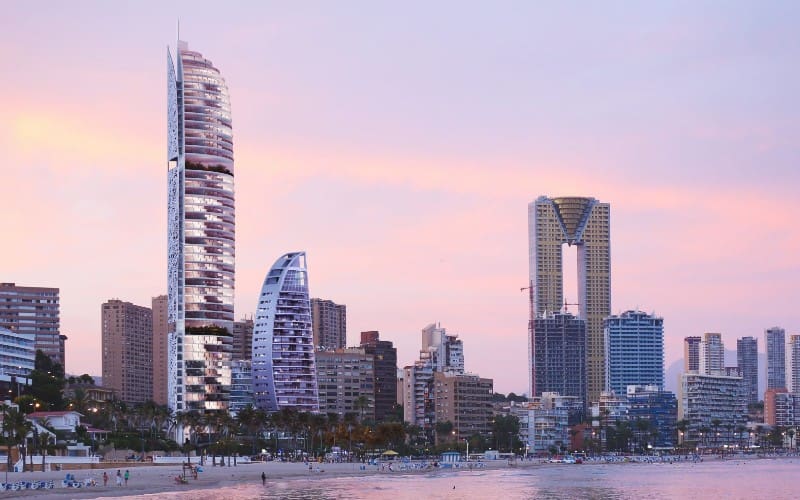 Benidorm krijgt nieuwe iconische wolkenkrabber aan het Poniente-strand