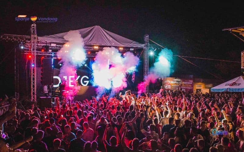 Illegaal Rave feest in Murcia brengt gemengde gevoelens bij buurtbewoners
