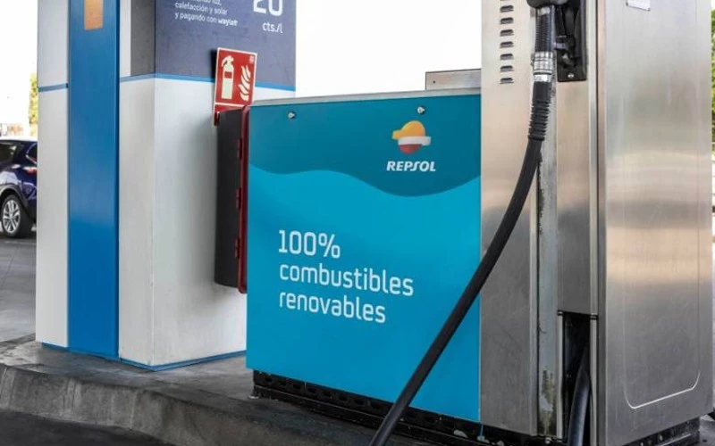 Repsol introduceert hernieuwbaar brandstof zonder aardolie voor alle auto’s