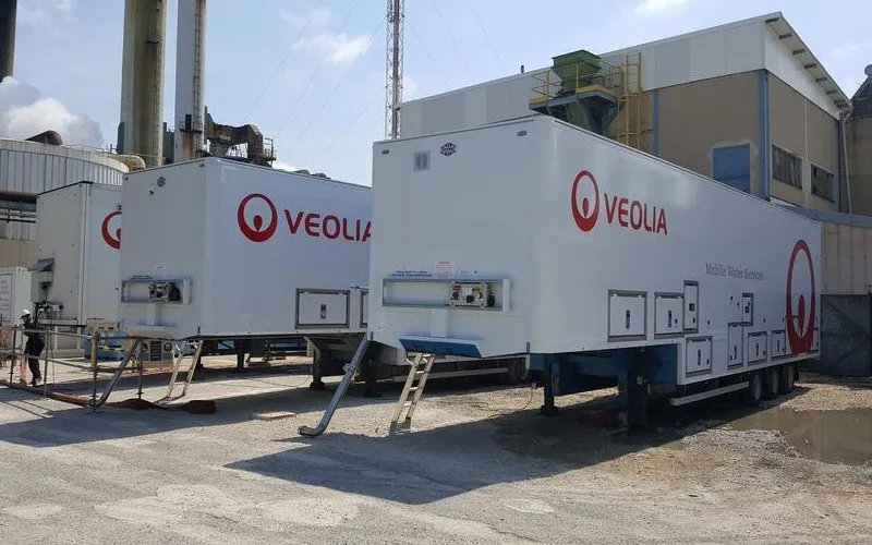 Hoteliers Lloret de Mar kopen mobiele ontziltingsinstallatie om kraanwater te maken en zwembaden te vullen