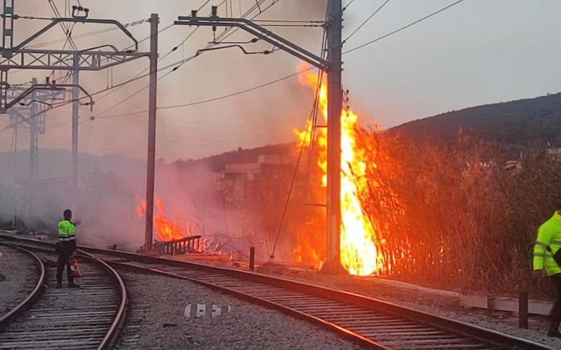 Diefstal koper of sabotage van openbaar vervoer op verkiezingsdag in Catalonië?