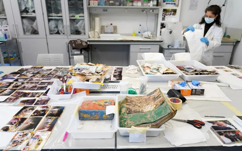 Universiteit van Valencia helpt herinneringen en foto’s herstellen na verwoestende DANA