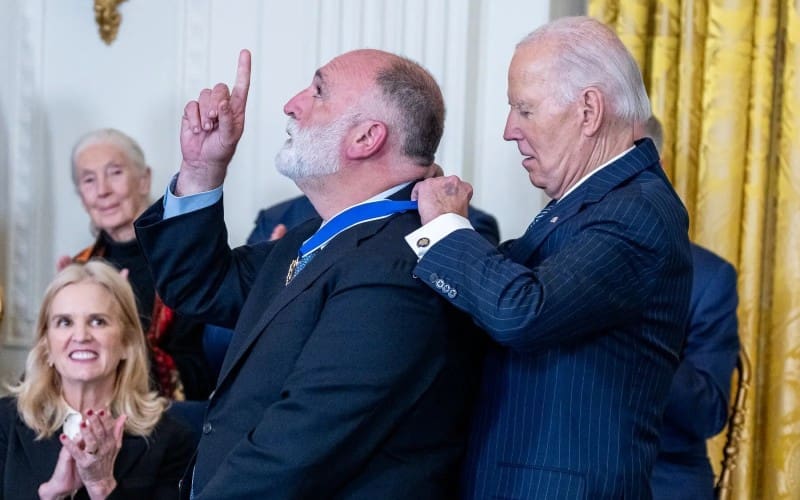 Trump ontslaat Spaanse chef-kok José Andrés als adviseur die zelf zegt al te zijn opgestapt