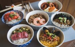 Poke Bowls in Spanje steeds populairder: vijf Spaanse versies met recepten