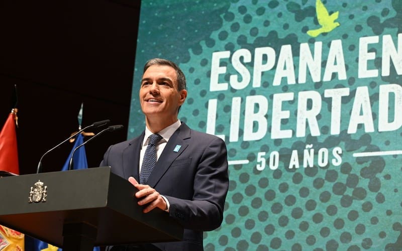 Spaanse premier waarschuwt tijdens start 50-jarige herdenking dood Franco: “Vrijheid is geen permanente verworvenheid”