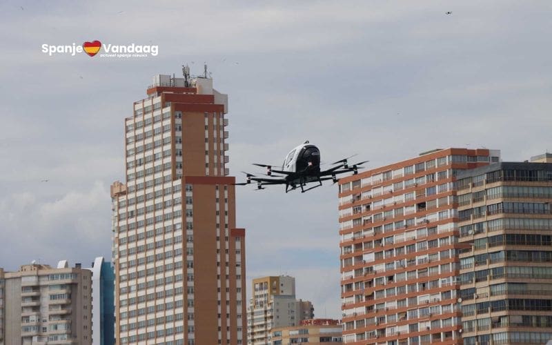 Was het een UFO boven Benidorm of een futuristische vliegende luchttaxi?