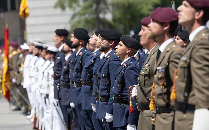 Spaanse leger kampt met onvervulde posities en dalend aantal troepen