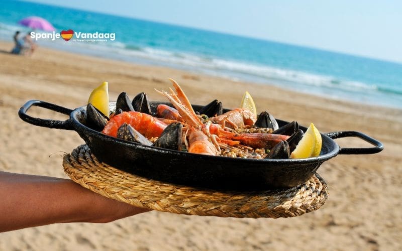 Waarom eten Spanjaarden geen paella als diner?