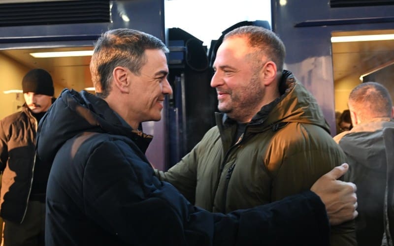 Spaanse premier en Europese leiders bezoeken Oekraïne op derde verjaardag van de oorlog