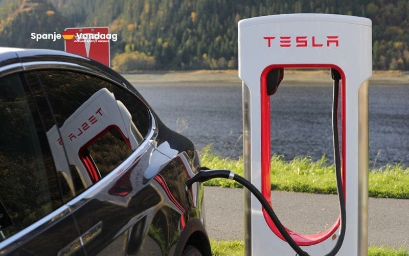 Europese en Spaanse onvrede over Elon Musk groeit en Tesla ziet verkoopcijfers kelderen