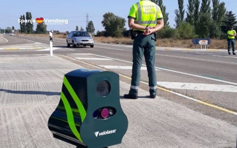 Nieuwe technologieën met AI voor snelheidscontrole op Spaanse wegen