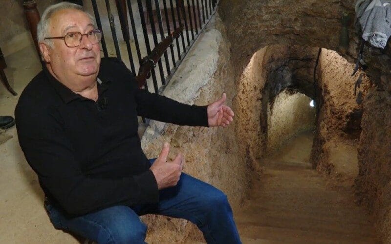 Man ontdekt na 15 jaar graven bunker uit de Spaanse Burgeroorlog onder zijn huis in Torredembarra