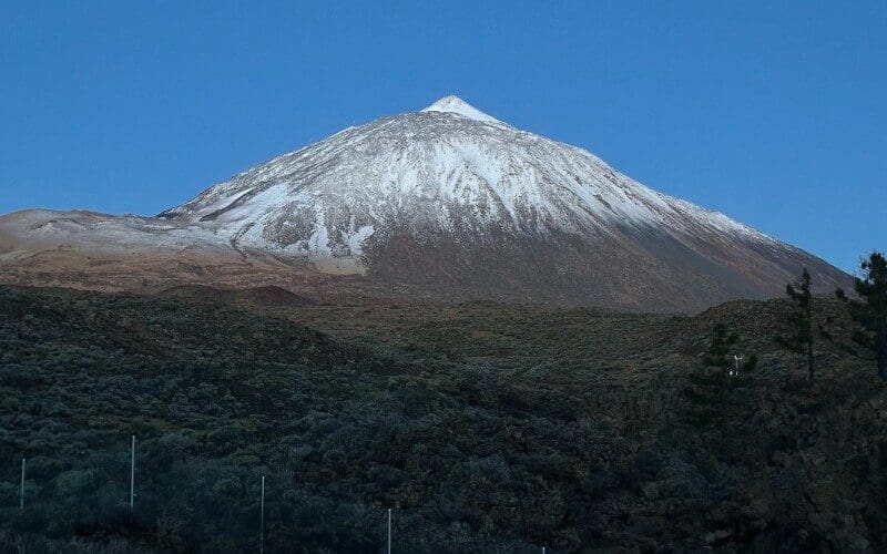 Storm Olivier zorgt voor sneeuw op de Teide en verkeershinder op Tenerife