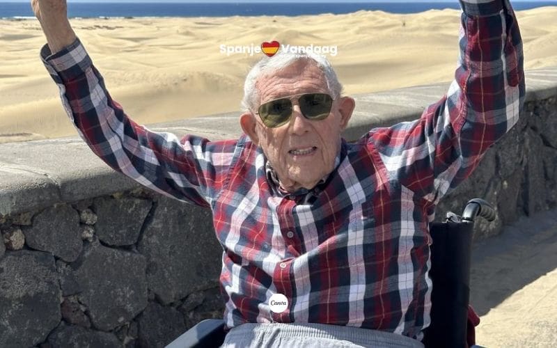 Honderdjarige Juan maakt eindelijk droomreis naar Canarische Eilanden