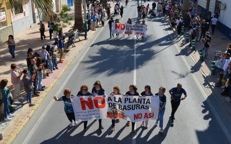 Protesten in Vega Baja tegen geplande afvalverwerkingsinstallatie in Orihuela