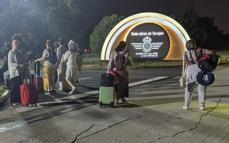 Eerste geëvacueerde Spanjaarden uit Israël en Iran veilig terug in Spanje