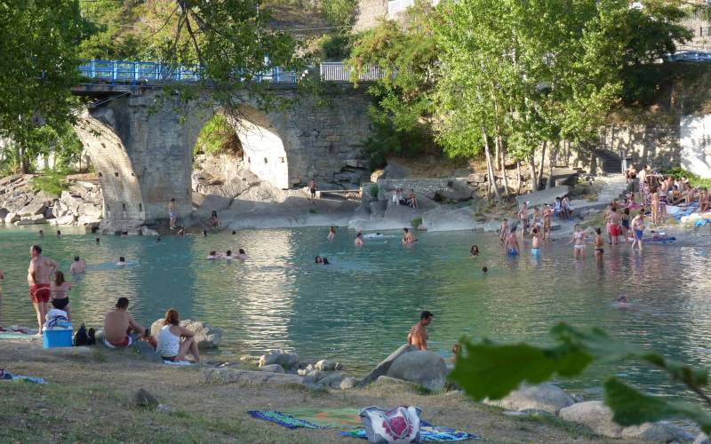 Strenge regels voor zwemzones in de Pyreneeën om massificatie tegen te gaan