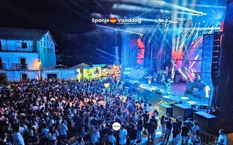 De zomer is het seizoen van de dorpsfeesten bekend als ‘verbenas’