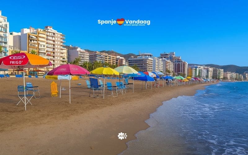 Costa del Sol treedt hard op tegen ‘strandplek reserveren’ met parasols