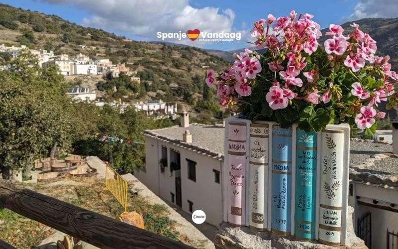 Het eerste en enige ‘Boekendorp’ van Spanje ligt in de Alpujarra bij Granada