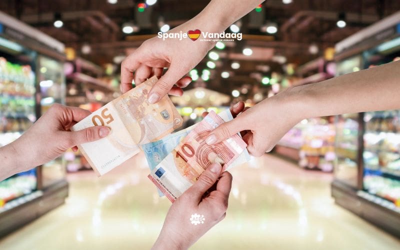 Geen contant geld aannemen in winkels en horeca is illegaal in Spanje
