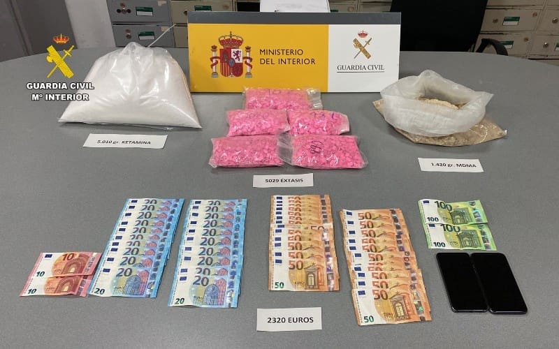 Nederlandse man op Ibiza betrapt met auto vol drugs