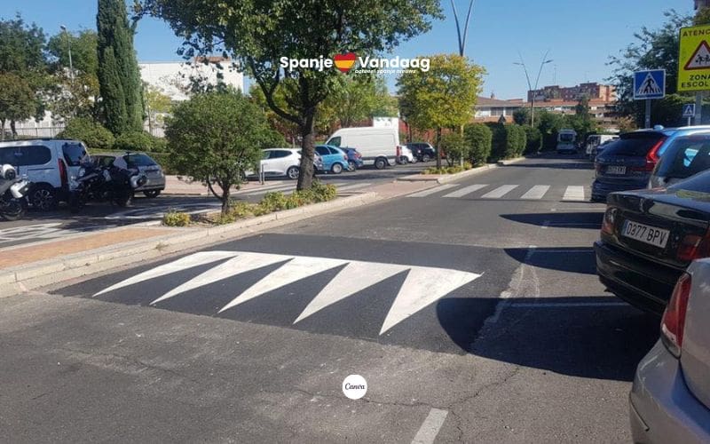 Ken jij deze wegmarkering met vreemde naam die schade aan een auto kan veroorzaken al?