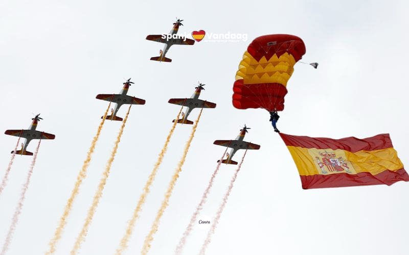 Slecht weer dwong tot verkorte luchtparade tijdens nationale feestdag in Madrid