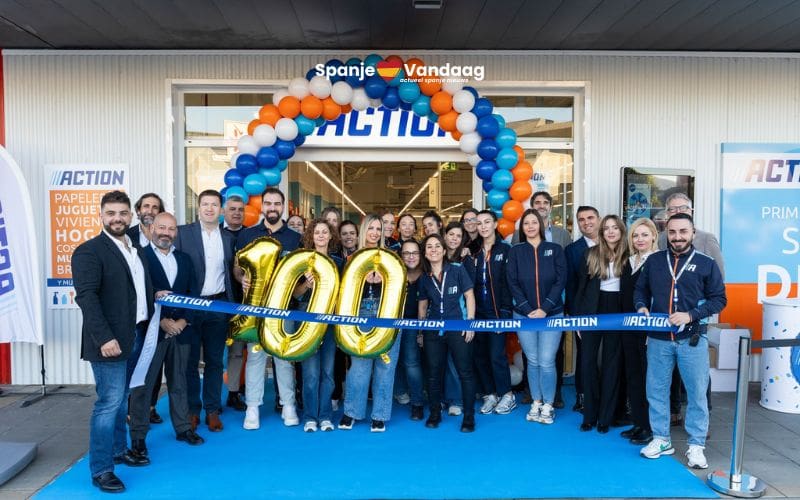 Lange rijen bij opening eerste Action-winkel in Málaga en honderdste Action van Spanje