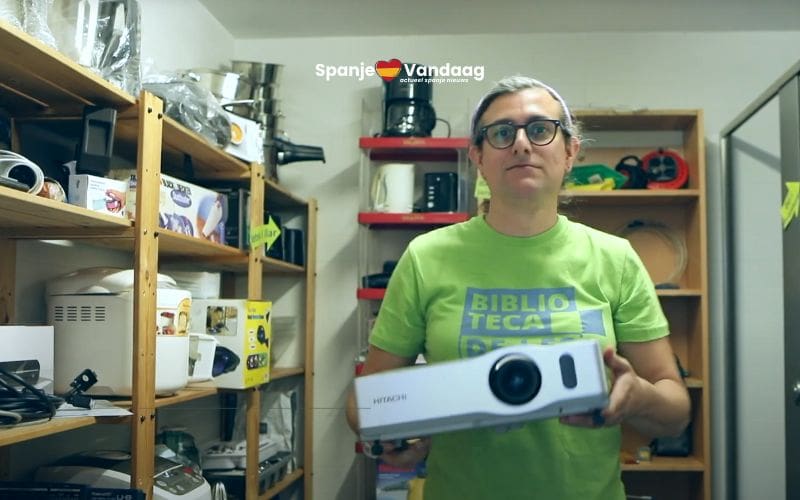 In Barcelona kun je nu dingen lenen bij de bibliotheek