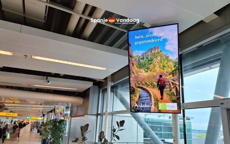 De provincie Jaén begint nieuwe toerismecampagne op luchthaven Schiphol